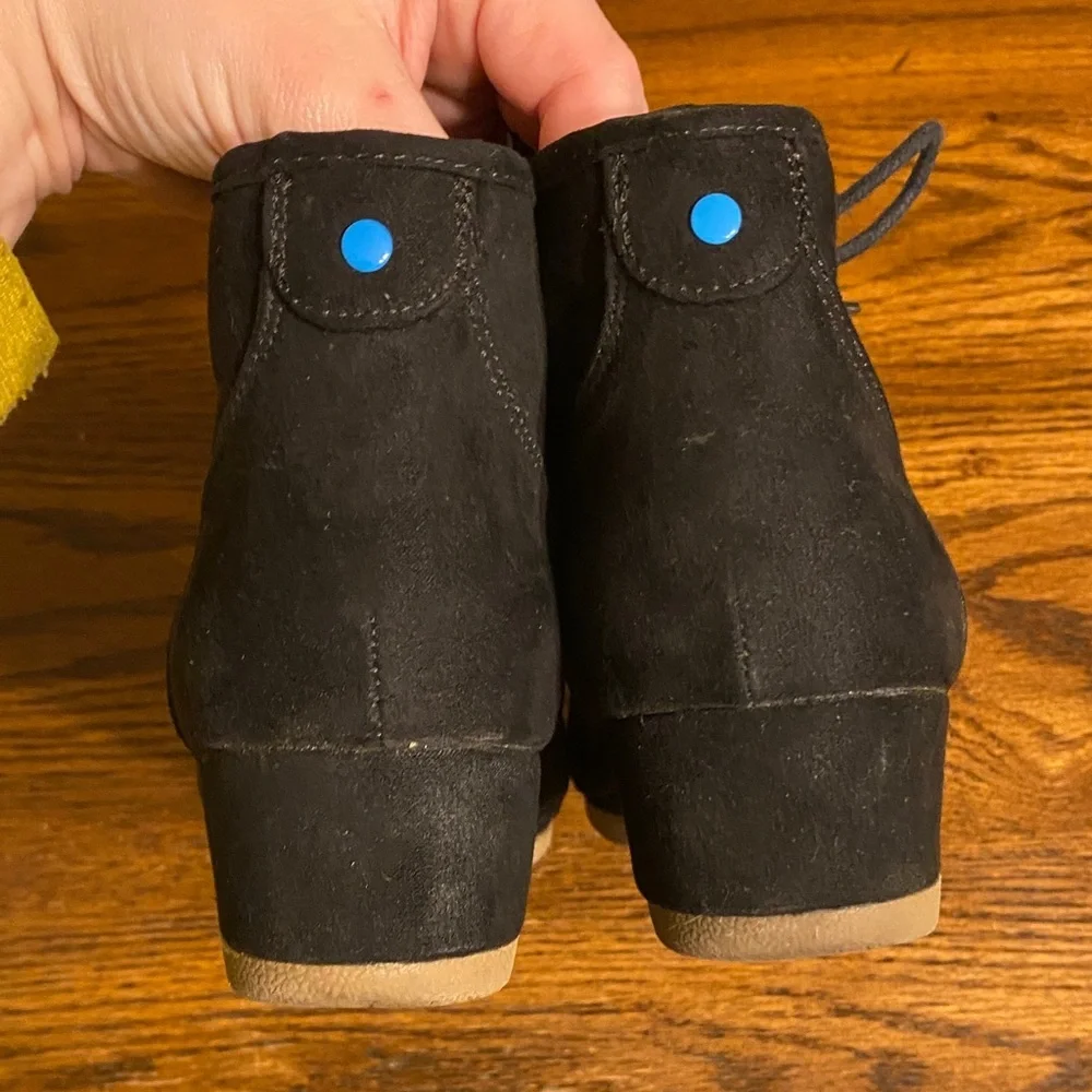 Cat & Jack Girls Black Faux Suede Lace Up Side Zip Ankle Booties Size 6